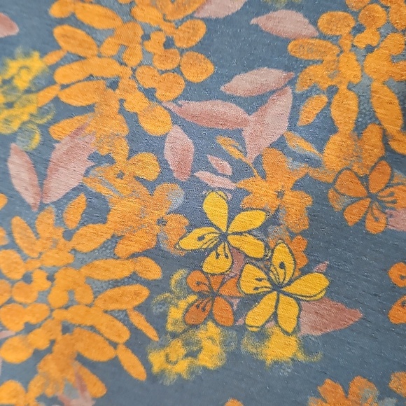 💕SKIES ARE BLUE💕Long-Sleeve Button-Down Blouse ~ Teal Mustard Print  NWT - Picture 11 of 14